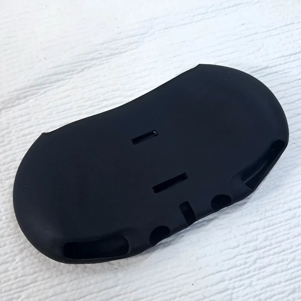 Nintendo Wii black Silicone gel Cover for pro classic game‎ pad gamepad RVL-005